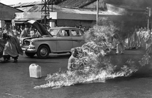 thich-quang-duc-burning-monk